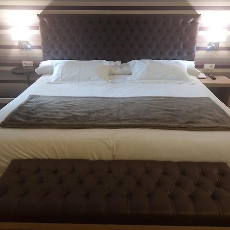 U-Hotel Spa Ciudad De 阿斯托加 外观 照片