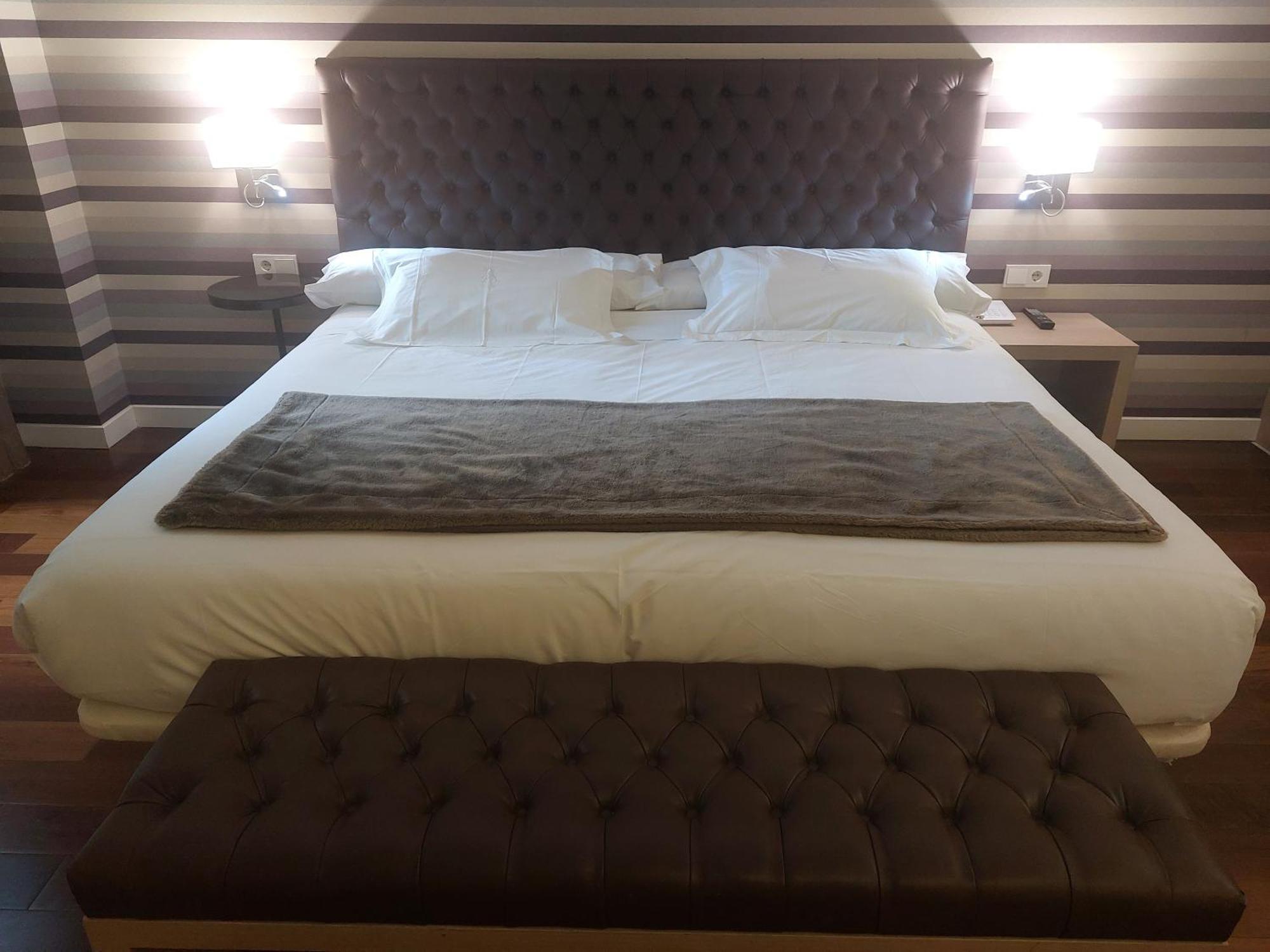 U-Hotel Spa Ciudad De 阿斯托加 外观 照片